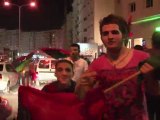 Les Tunisiens célèbrent l'entrée des rebelles libyens à Tripoli