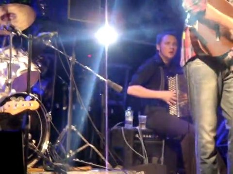 Tournée Générale - Festival salon des enragés - Rouvres la Chétive 88 -20.08.11