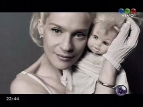 LETICIA BREDICE PORTFOLIO EN SÁBADO BUS - PARTE II