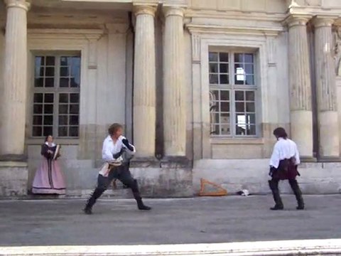 1577 chateau royal de Blois spectacle du Conservatoire National d'escrime ancienne P4