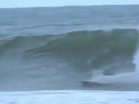 Kelly Slater warming up for the 2011 Billabong Rio Pro