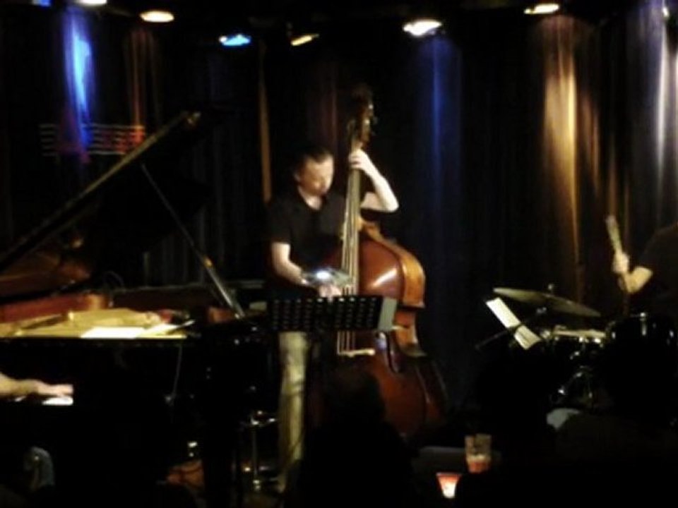 andreas schmidt (p) + sebastian merk (drums) + johannes fink (bass) @ a-trane AUGUST 2011