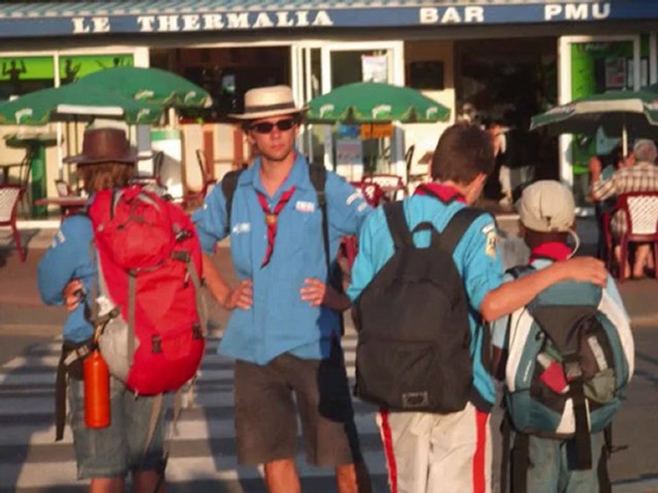 Camp scouts et guides aout 2009 Saint romain-de-Benet (Charente)