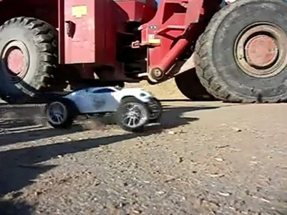 HPI Savage Flux ATV 1