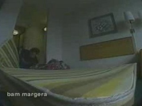 Jackass _ Bam Margera et le matelas