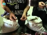 Napoli - Scoperta una zecca clandestina