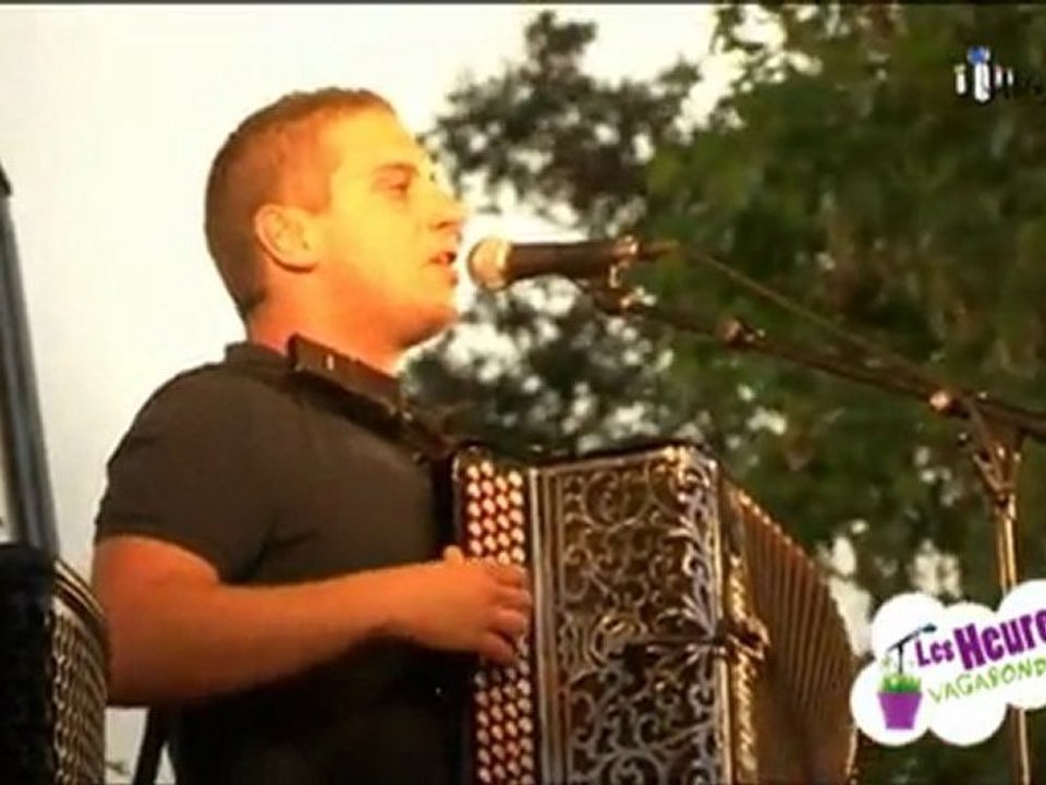 Heures Vagabondes : ACorps de rue à L'Isle-Jourdain (86)