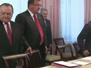 Atomwaffen und "Riesenspaß": Kim bei Medwedew