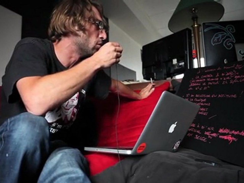 Nouvel An Belge...Teaser La Chambre à Bi-Air radio officielle by Mr Bonus.