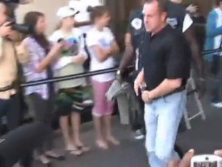 Lindsay Lohan DROPS Last Name !