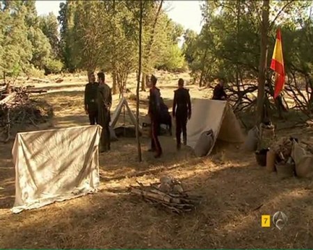 EL SECRETO DE PUENTE VIEJO TRISTAN BUSCA A MARTIN POR EL BOSQUE 24-08-2011