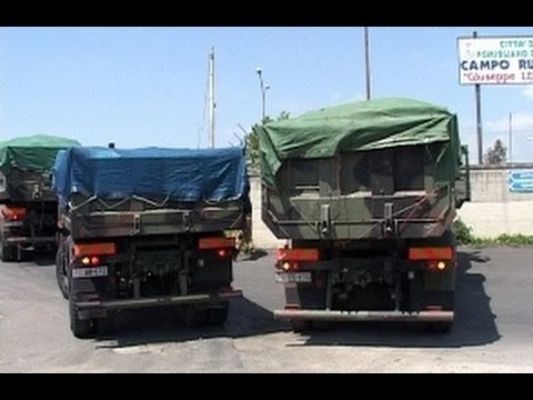 Napoli - Rifiuti, Navi pronte a salpare per l'Olanda