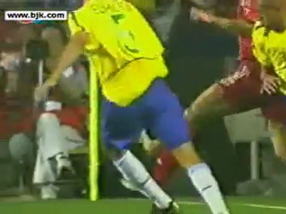 YILDIZLARDAN GOL ŞOV