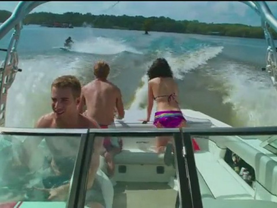 Shark night 3D Wakeboarding