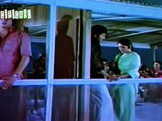 Kahin Ek Masoom Nazuk Si Ladki : Mohd. Rafi : Shanker Hussain 1977