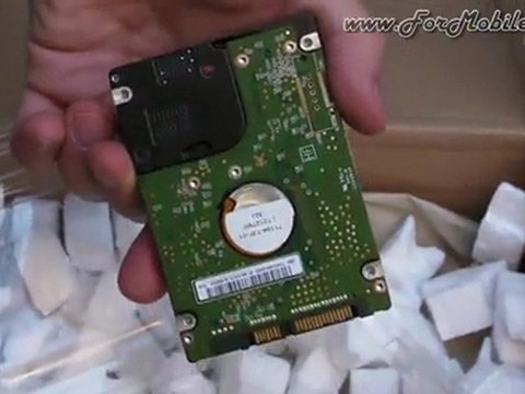 Unboxing di Western Digital Scorpio Blue 750 GB (modello WD7500BPVT) - esclusiva mondiale !