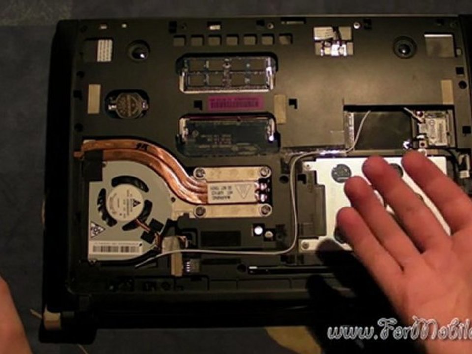 Parziale disassemblaggio di Acer Iconia