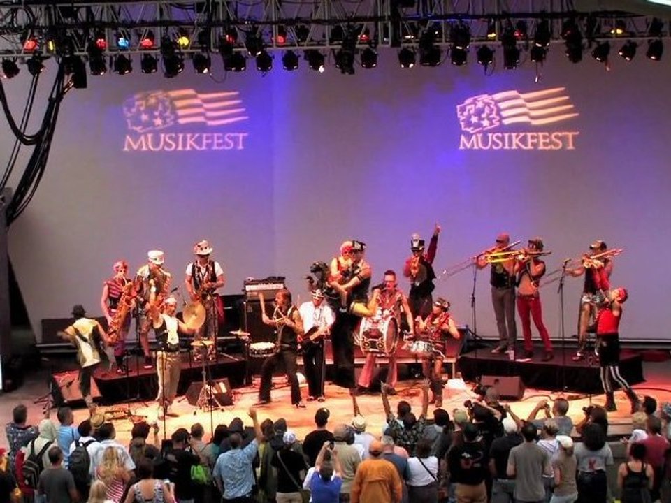 MarchFourth Marching Band Trail Mix: A Life With Razzle Dazzle Ep 27 "Little ...