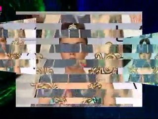 Models on ramp with a PEACOCK at LFW 2011!