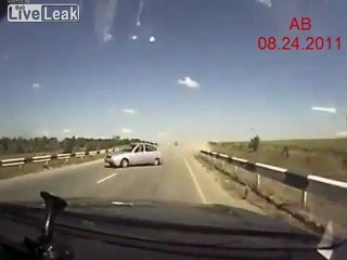 Achtung - Ein Russe kommt nach unten - Crash