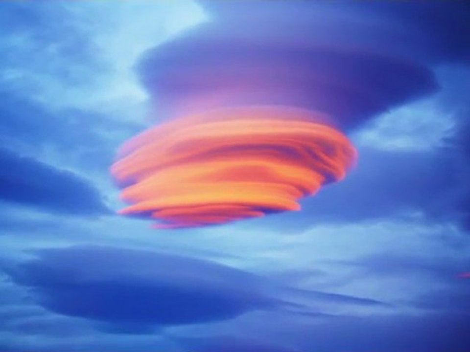 Formes de nuages étranges