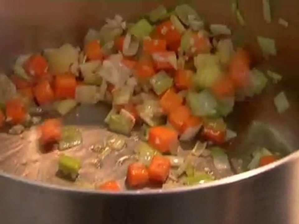 8110 Pan fried scallops with pancetta and puy lentil vinaigrette