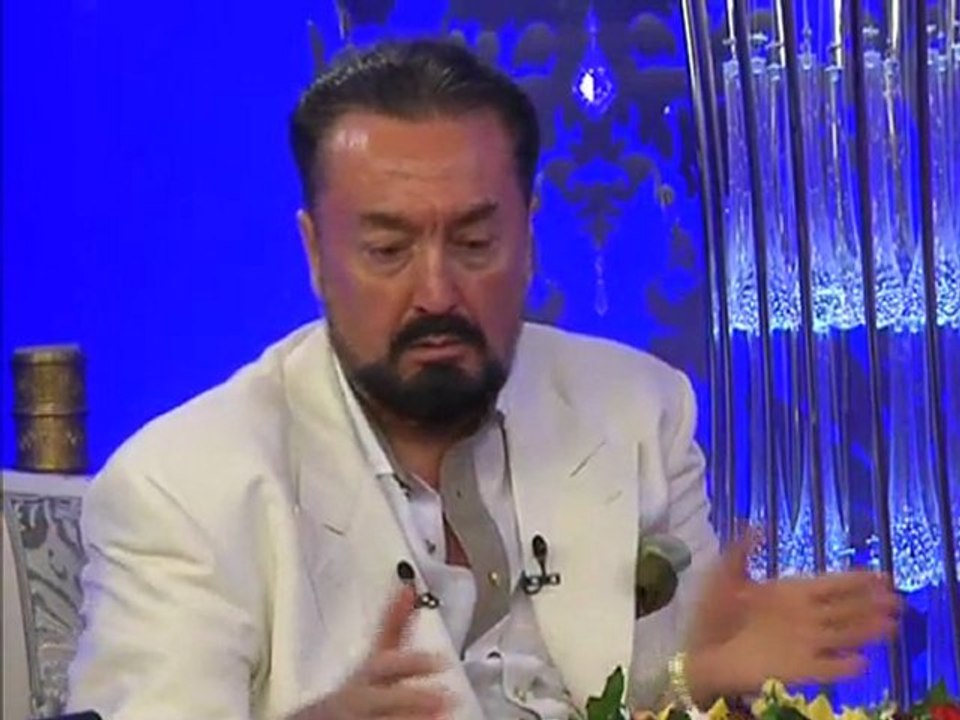 Kuran ayetlerini toplu değerlendirmek gerekir Yahudi ve Hristiyanlarla ilgili ayetleri de Kuran'ın bütünü