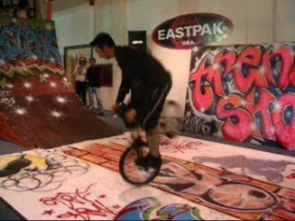 Trend_show_bmx