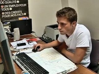 Un 10ème mois de bourse pour les étudiants sur Itélé