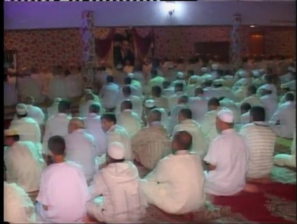 إحتفال روحي بهيج بمناسبة زفاف رقم 2