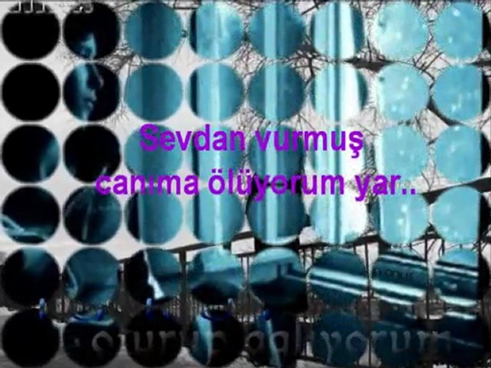 ALİ ELMAS - Kan kırmızı