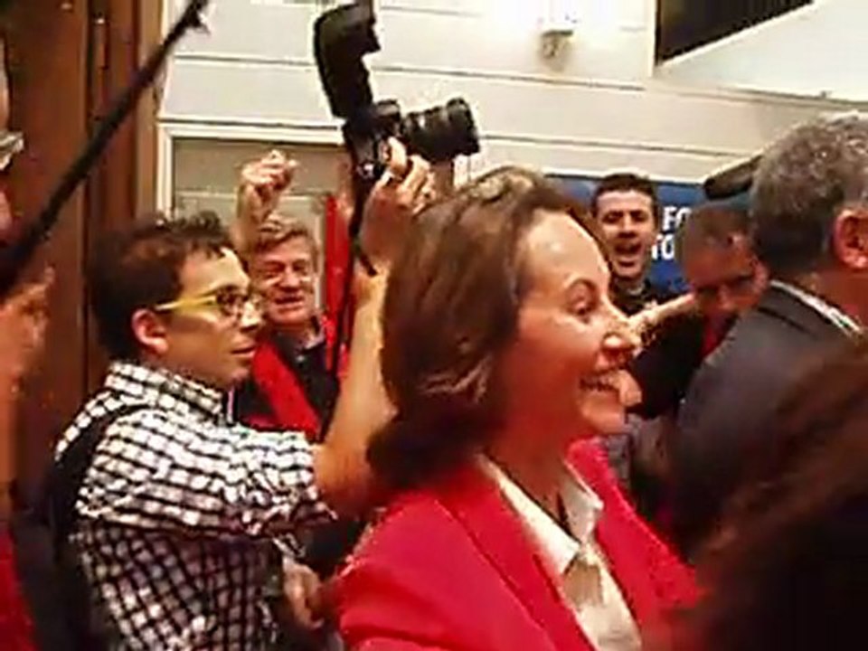 Ségolène Royal : ambiance survoltée à La Rochelle (vidéo DA31)