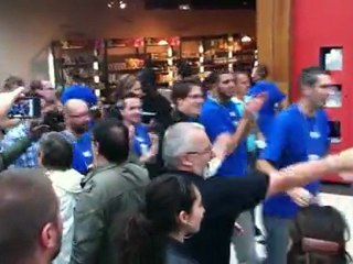 Ouverture de l'Apple Store à Carre Senart (Video 1)