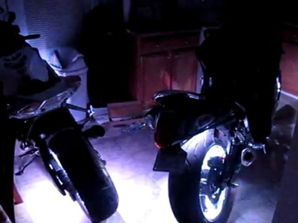 XK Glow 7 color LED on 08 GSXR1000