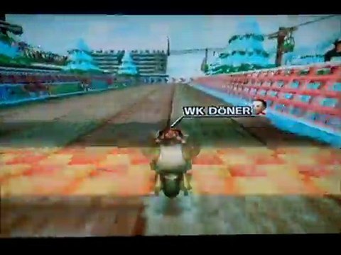 Mario Kart Wii - Pic DK: Bugs, Raccourcis, Astuces...
