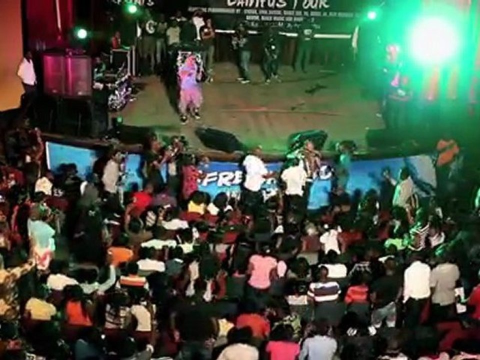 LYNXXX AND FRIENDS LAGOS (TOUR FINALE)