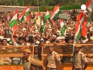 En Inde, le militant anti-corruption Anna Hazare met un...
