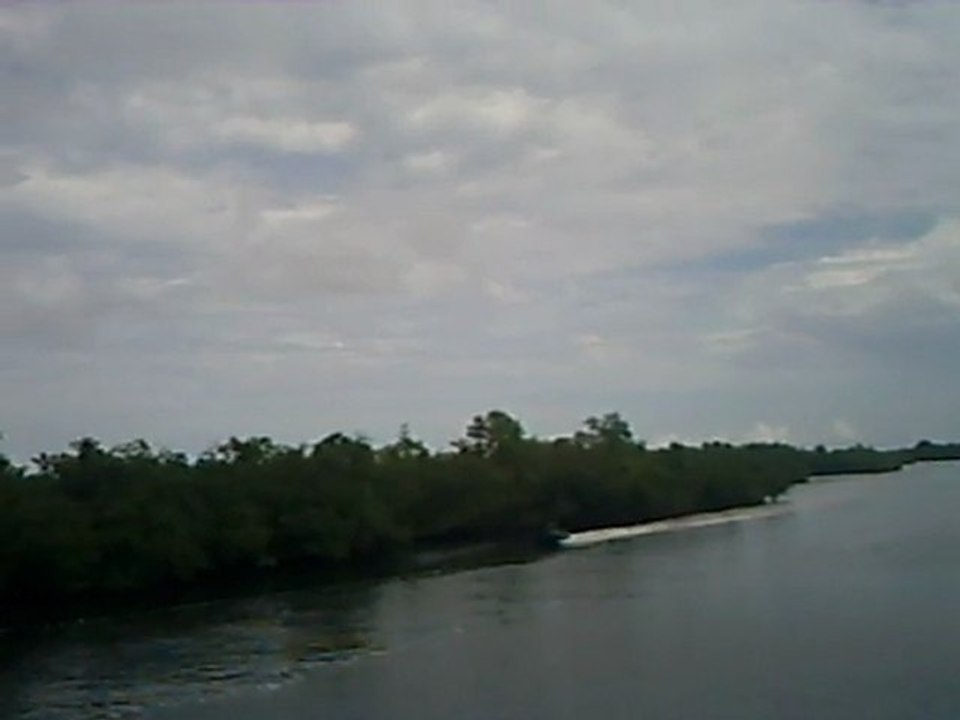 En mer vers l'ilet Caret