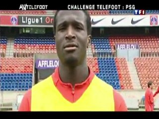 Le Ballon d'plomb avec une chaussure noire