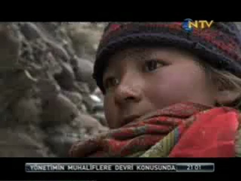 Tuncel Kurtiz 29082011 Part 1