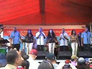 Francisco Pacheco y un solo  Pueblo. Mi gallo pinto