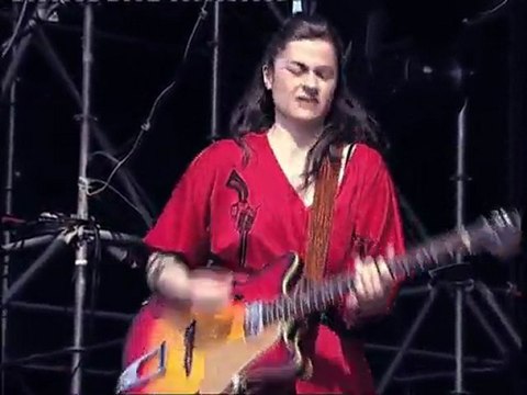 Ainara LeGardon - Forget Just Anything - Live at Primavera Sound 2011