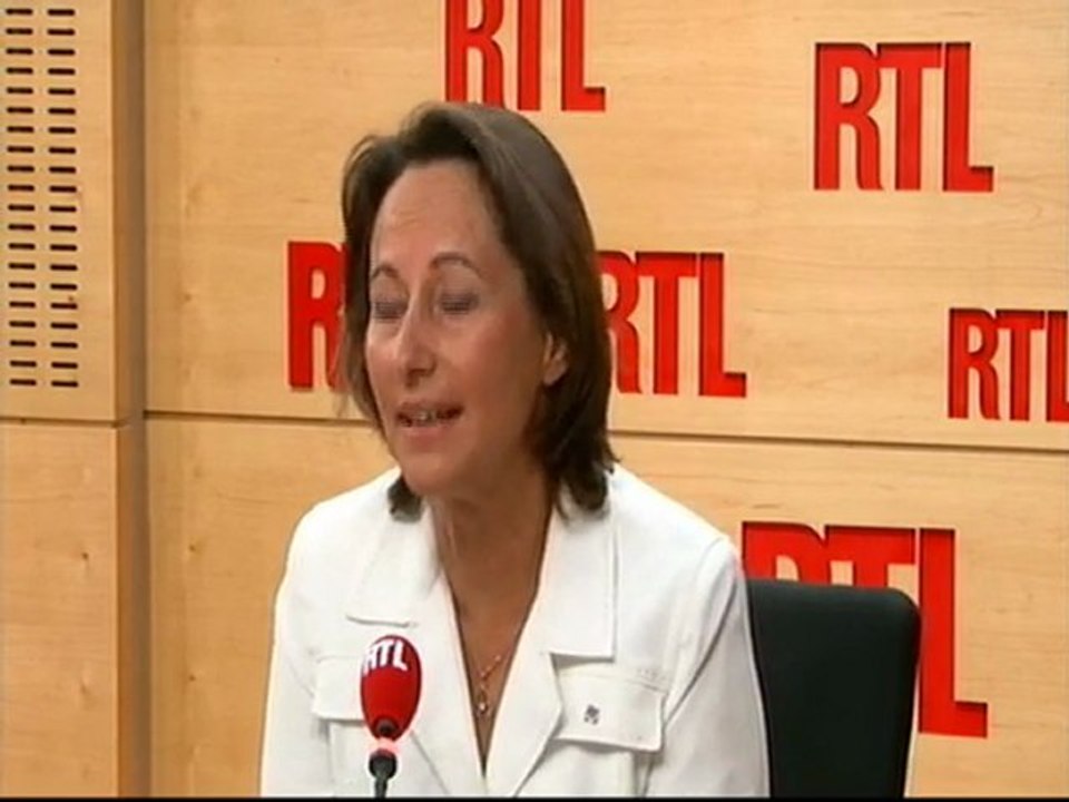 Ségolène Royal, présidente socialiste de Poitou-Charentes, candidate aux primaires du PS, invitée de RTL (29 août 2011)