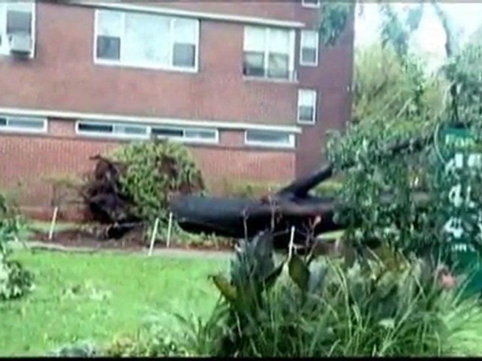 Tropical Storm Irene: "the worst is over"