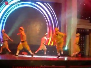 Nhóm Cun cun với Trong làn khói