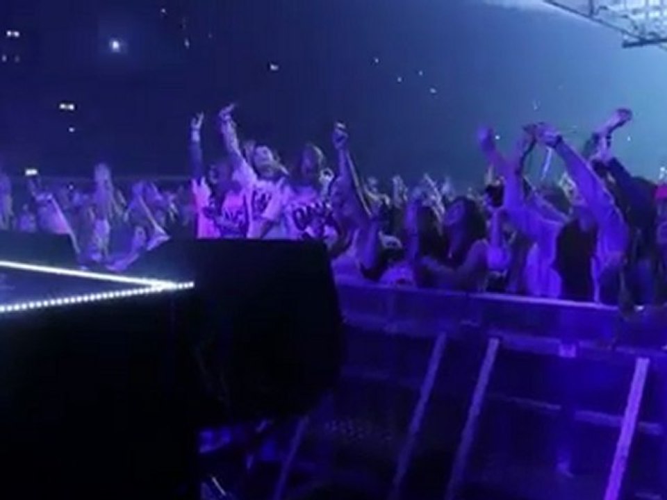 Matt Cardle   A message from me2