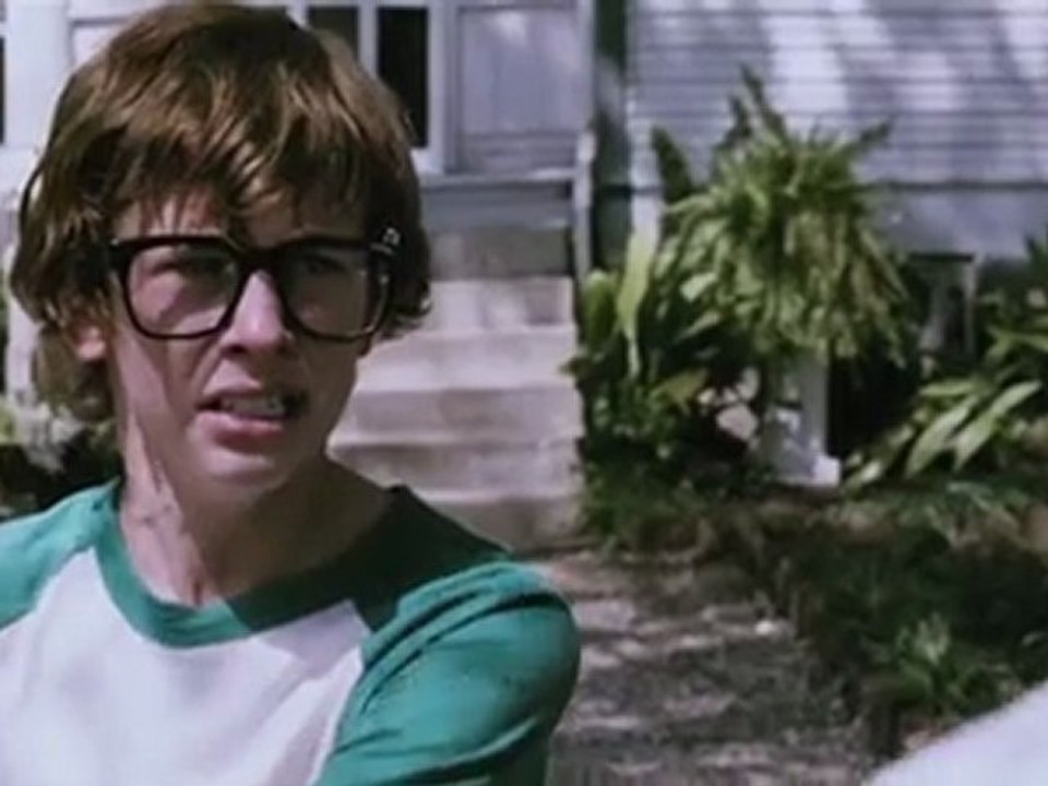 Fireflies in the Garden Bande Annonce