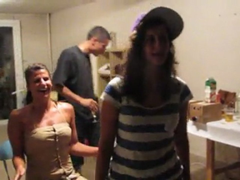 Manon blague 1 (2011)