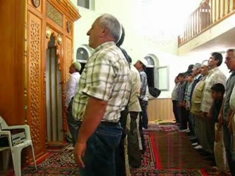 DİŞLİ TEPESİ MESCİDİ'NDE İLK TERAVİH NAMAZI 2011/1