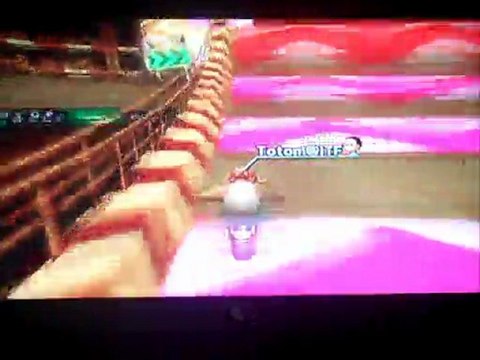 Mario Kart Wii - GCN Stade Waluigi: Bugs, Raccourcis, Astuces...